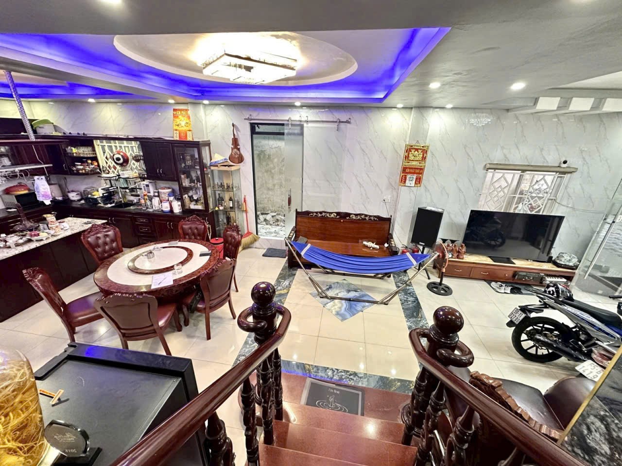 BIỆT THỰ 3 TẦNG ĐÚC (14x32) MẶT TIỀN PHAN VĂN HỚN, Q.12 – GIÁ CHỈ 17.8 TỶ 2