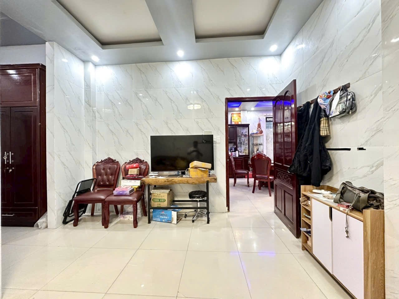 BIỆT THỰ 3 TẦNG ĐÚC (14x32) MẶT TIỀN PHAN VĂN HỚN, Q.12 – GIÁ CHỈ 17.8 TỶ 3