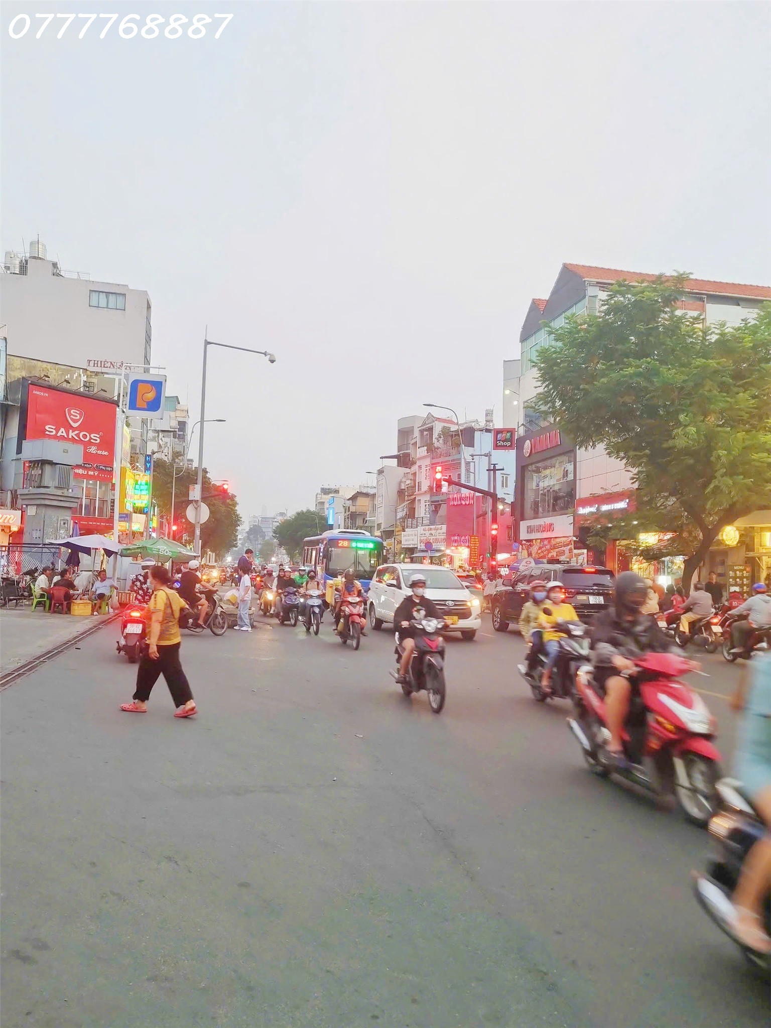 Góc 2MT Lê Văn Sỹ Quận 3, DT đẹp rẻ hơn thị trường ít nhất 12 tỷ 3