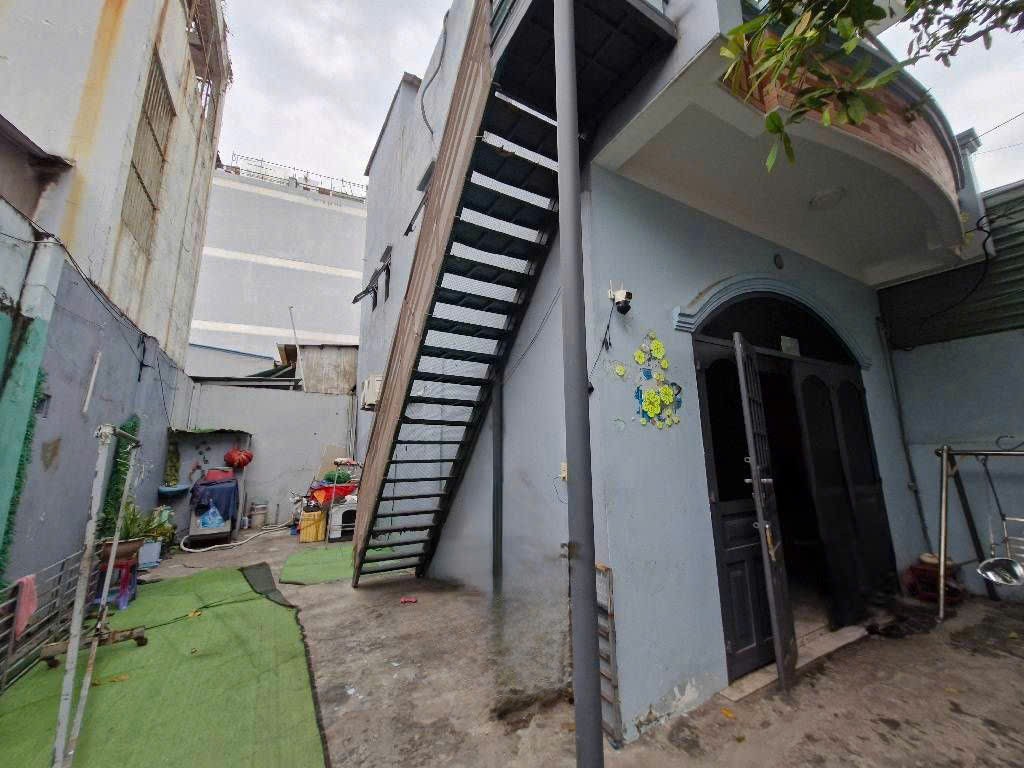 NHÀ 3 TẦNG - HẺM ÔTÔ THÔNG - KHA VẠN CÂN - F LINH TÂY 2