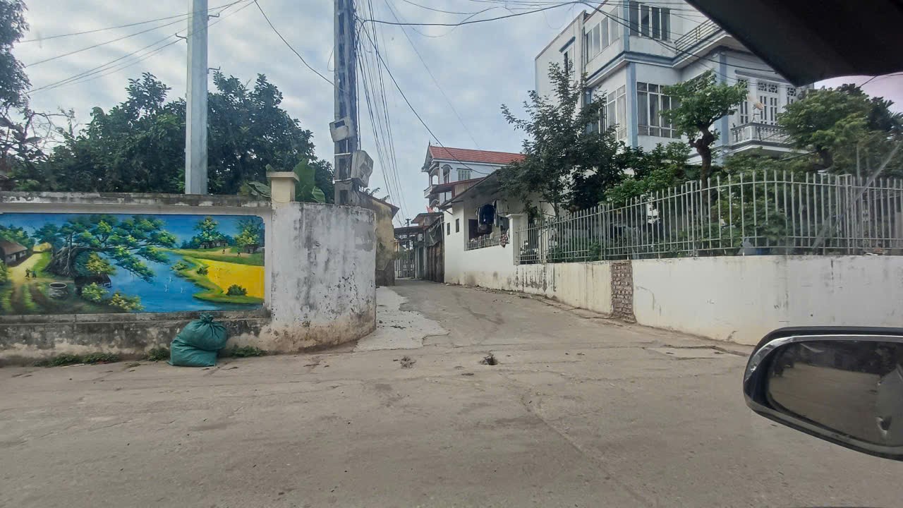 Cực hiếm 60m đất Tráng Việt, Mê Linh. Lô góc, 2 mặt tiền. Gần ngay chân cầu Thượng Cát 2