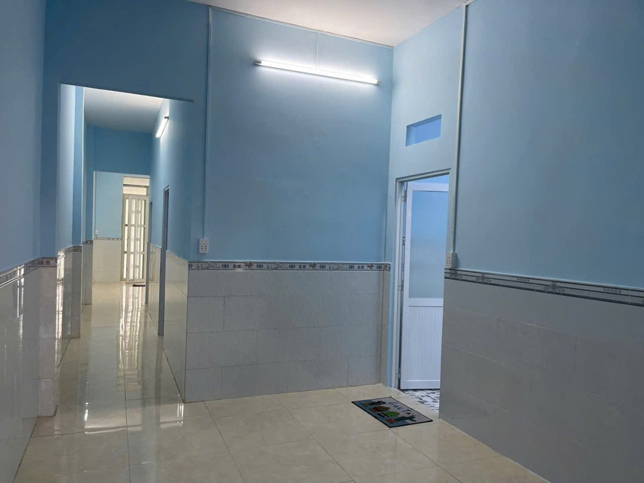 Bán nhà hẻm ấp 2 xã Tân Thạnh Đông dt 202m2 ( 78m2 thổ ) 2pn , 2wc giá 2,5 tỷ 2