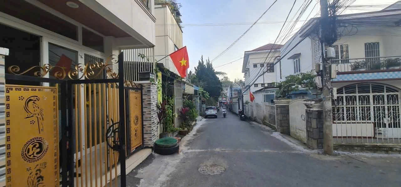 Cho thuê nhà nguyên căn đường Hai Bà Trưng Phường 6 Đà Lạt giá 14 triệu 3