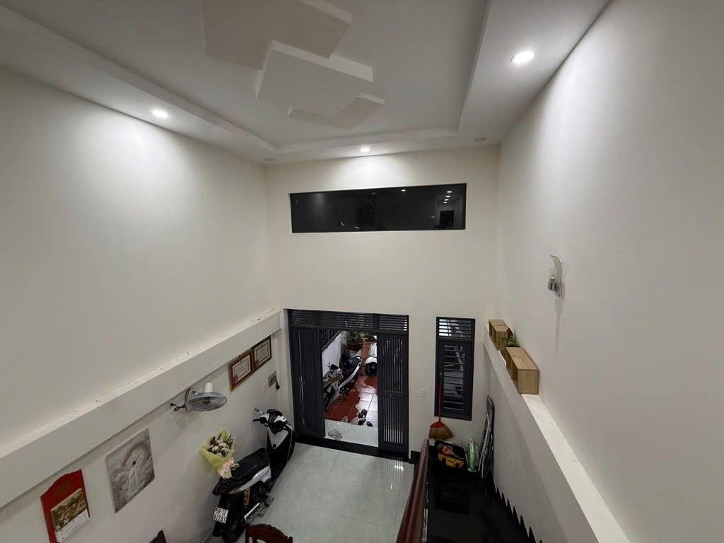 nhà c4 hẻm 115 đuòng 11 trương thọ 4