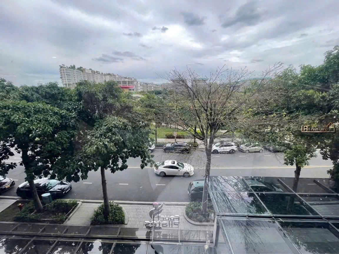 Cần bán Nhà mặt tiền Phường Thủ Thiêm, Quận 2, Diện tích 215m², Giá 065 Tỷ 2