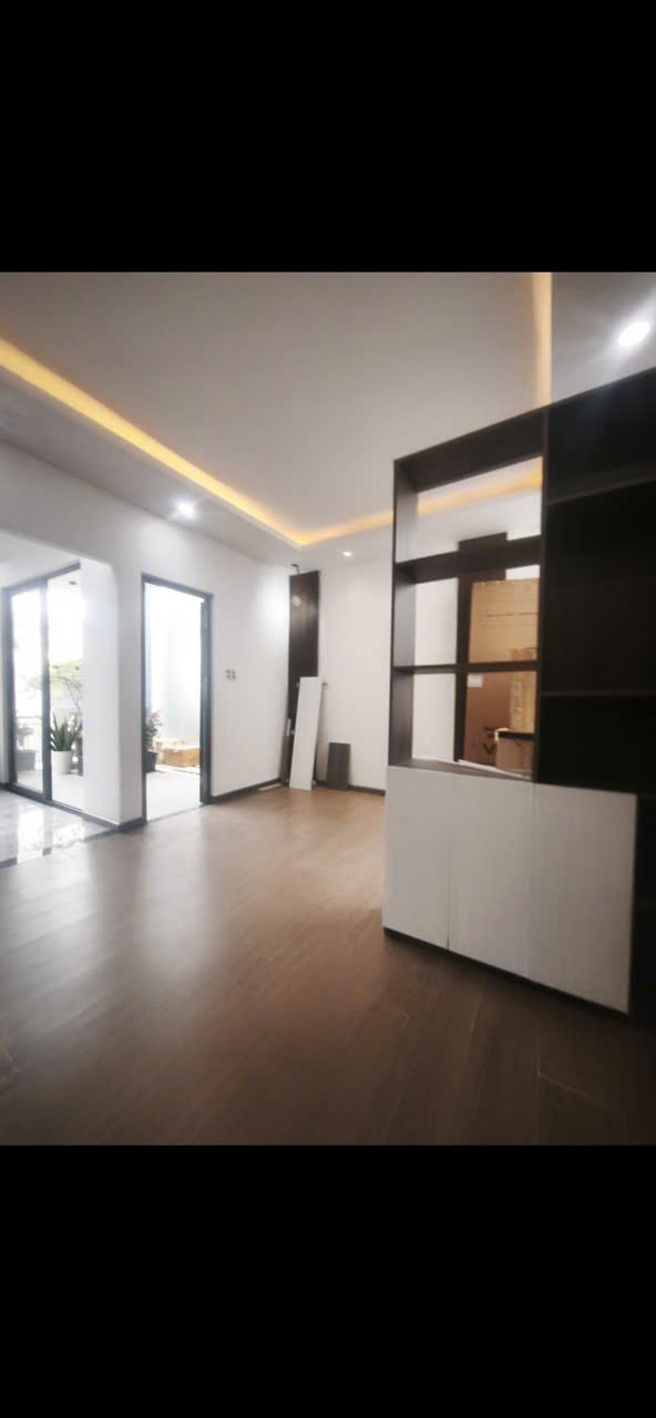 Hiện trạng thái nhà 3 tầng 3 mê 4