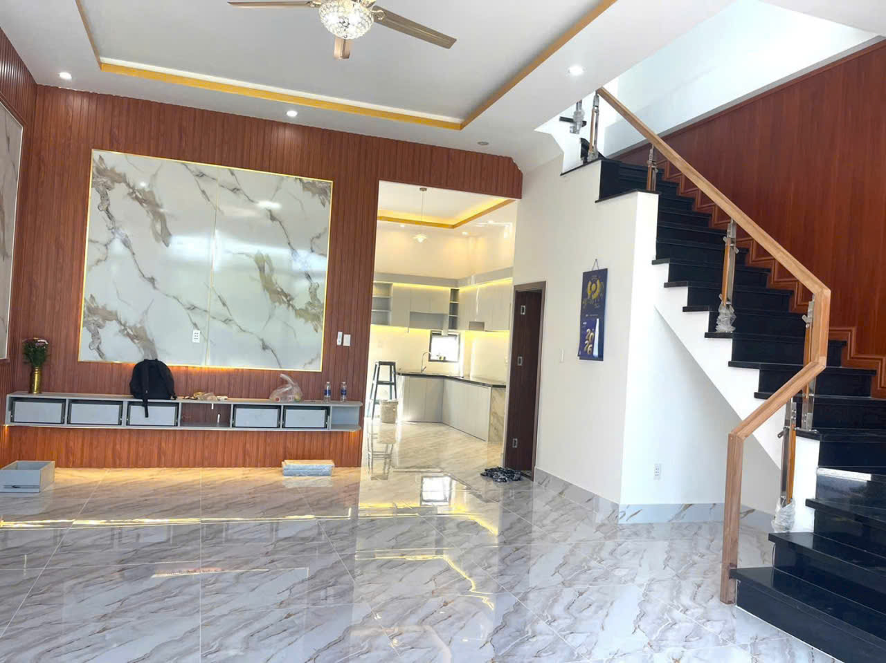 Bán nhà mt đường 29 , xã Phước Vĩnh An dt 90m2, 1 lầu, 3pn, 3wc giá 3,45 tỷ 5