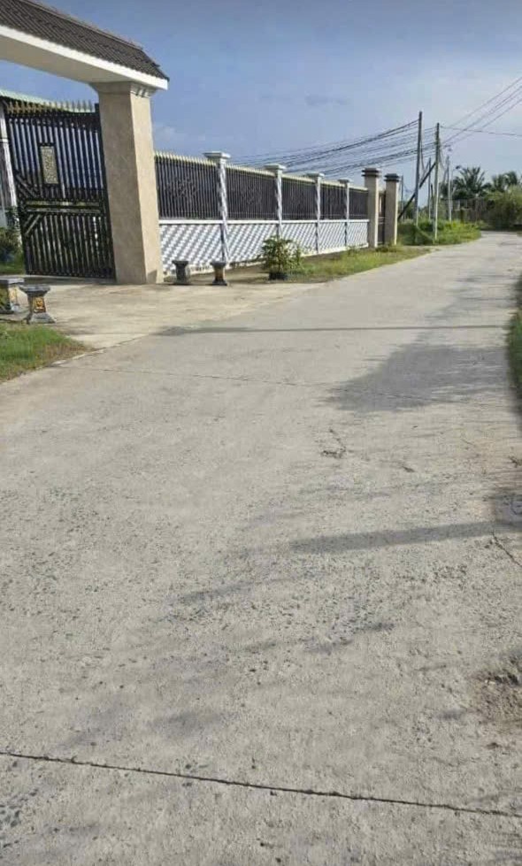 Bán nền thổ cư đường beton xã Đức Hòa Thượng dt 230m2 giá 1,15 tỷ 2