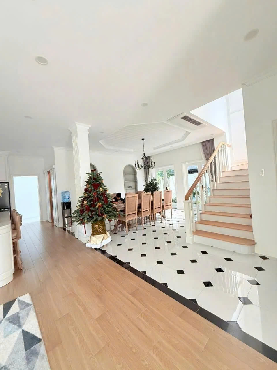 Cần bán Nhà mặt tiền Phường Thảo Điền, Quận 2, Diện tích 305m², Giá 0115 Tỷ 4