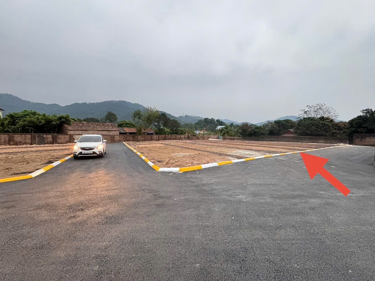 Chính chủ bán gấp lô đất Phú Thịnh - Minh Phú - Sóc Sơn - 100M2 - Đường nhựa ô tô tránh 2