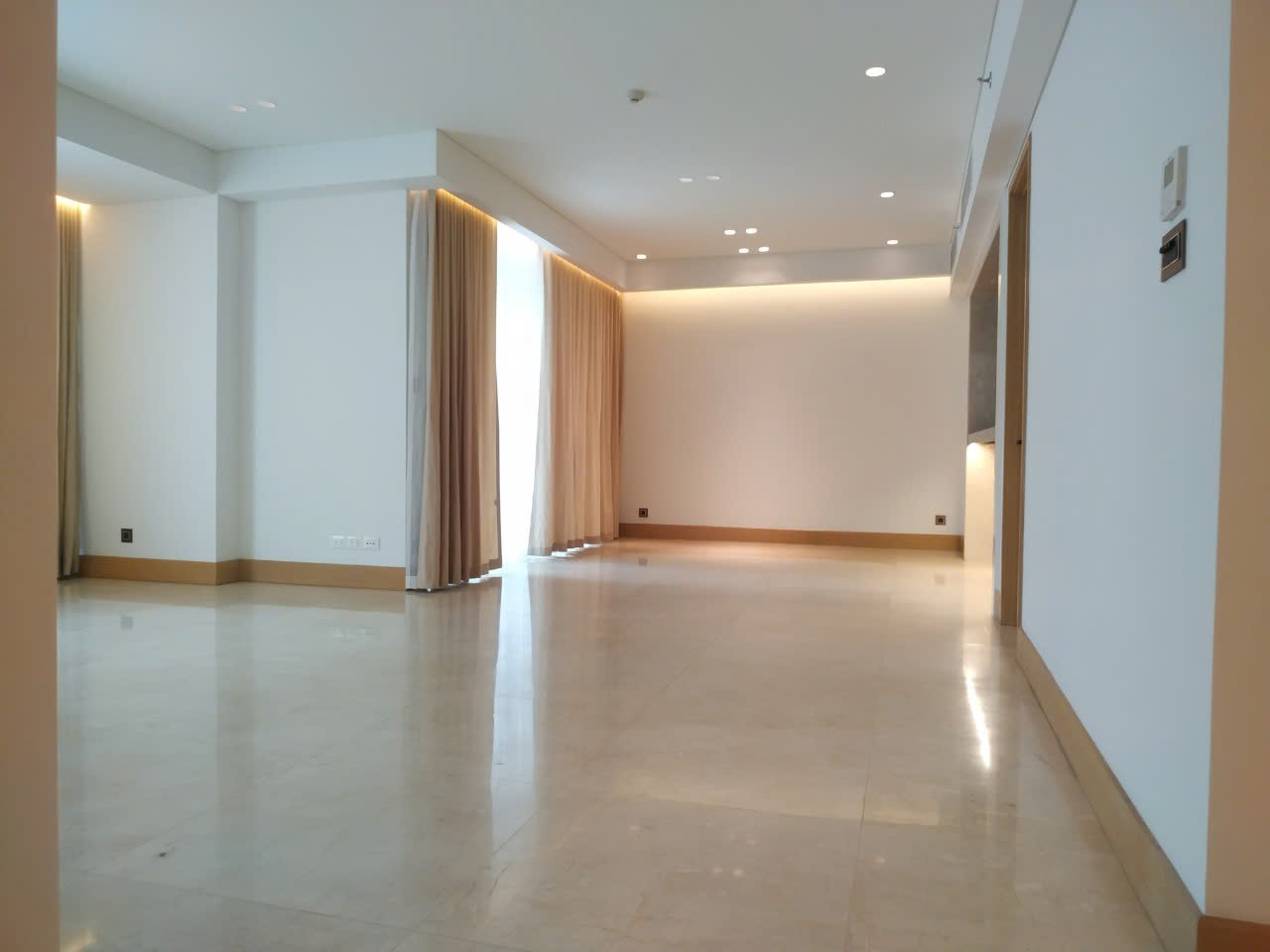 Cần bán Căn hộ chung cư Phường Thảo Điền, Quận 2, Diện tích 235m², Giá Thương lượng 2