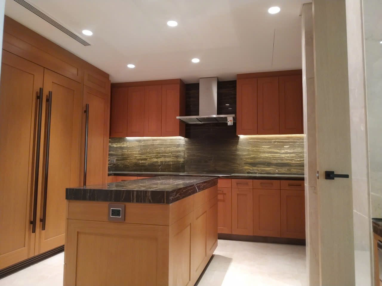 Cần bán Căn hộ chung cư Phường Thảo Điền, Quận 2, Diện tích 235m², Giá Thương lượng 3