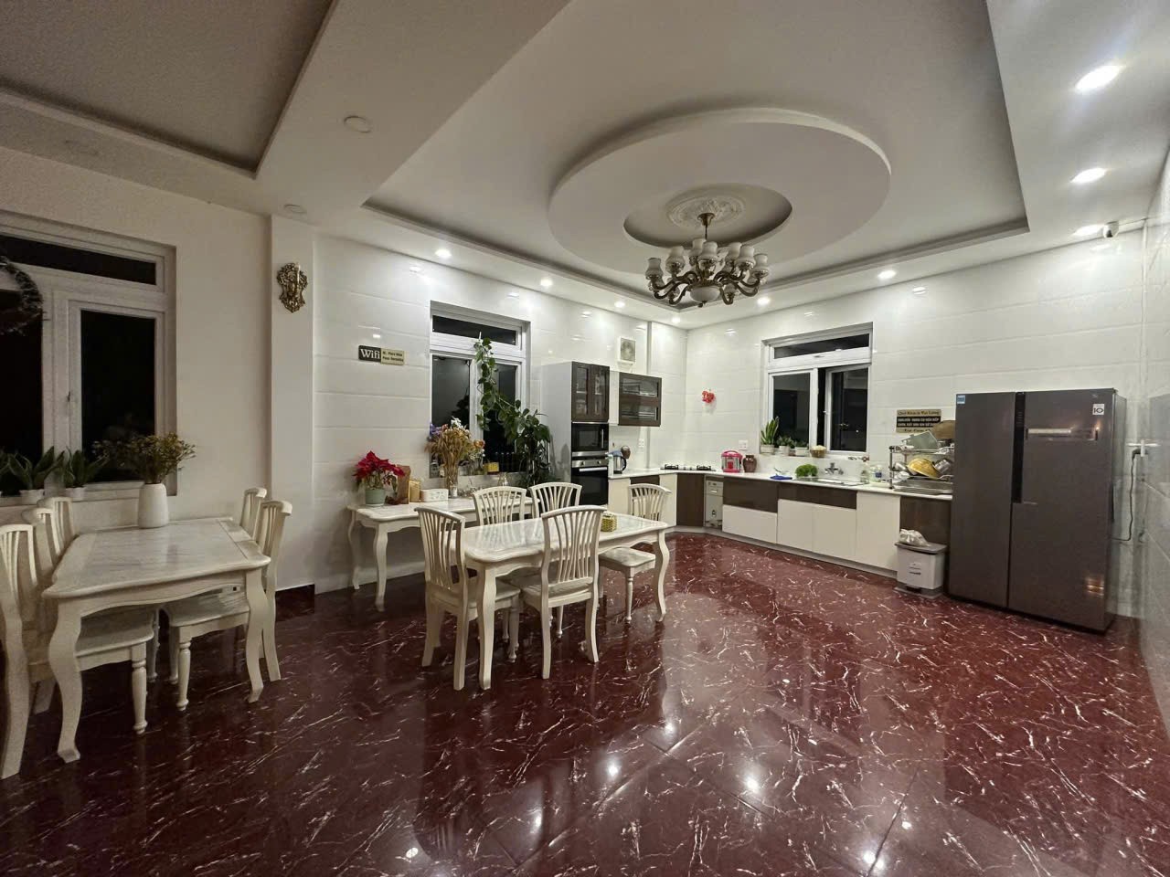 Cho thuê và sang nhượng homestay villa đường Nguyễn Trung Trực - Đà Lạt giá 35 triệu 2