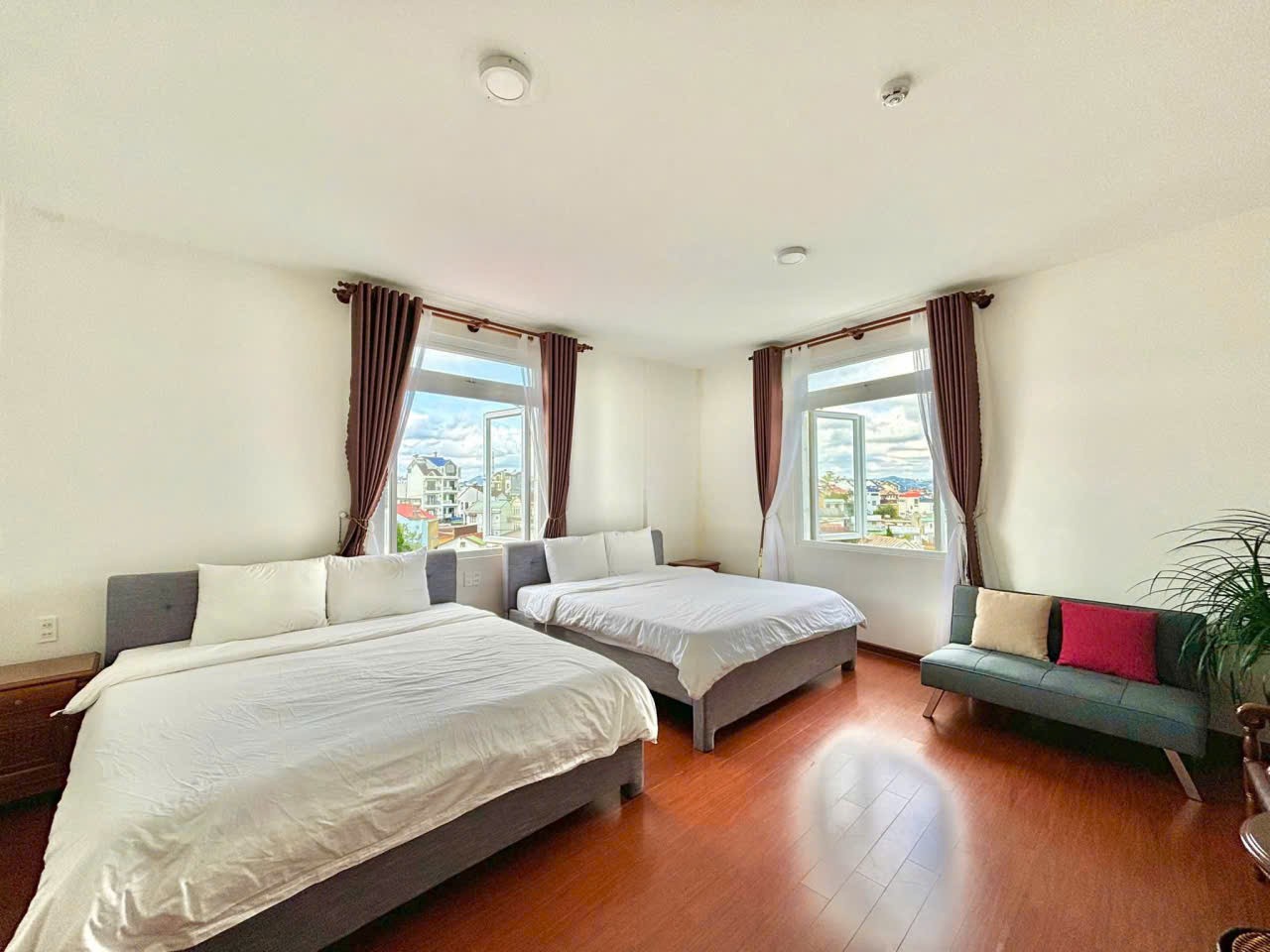 Cho thuê và sang nhượng homestay villa đường Nguyễn Trung Trực - Đà Lạt giá 35 triệu 3