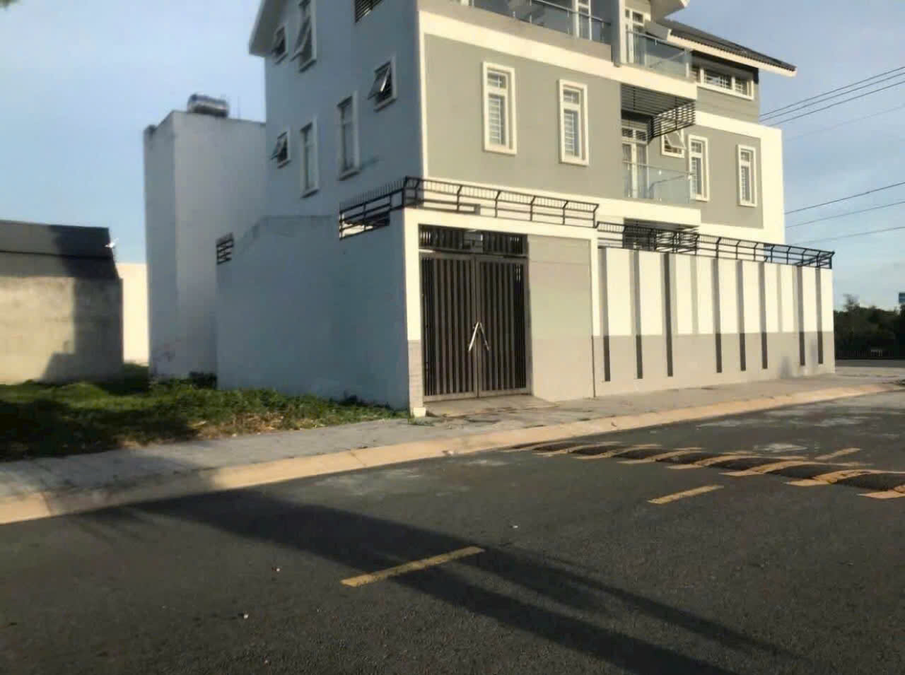 Bán nền thổ cư trong KDC Cát Tường Phú Sinh , xã Mỹ Hạnh Bắc dt 100m2 giá 1,63 tỷ 3