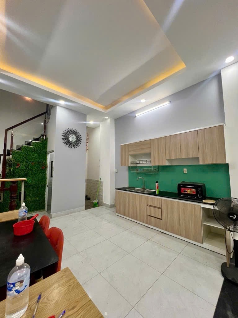 NHÀ MỚI ĐÓN TẾT - 4 LẦU - Ô TÔ ĐẬU CỬA-  LÃ XUÂN OAI - TĂNG NHƠN PHÚ A 2