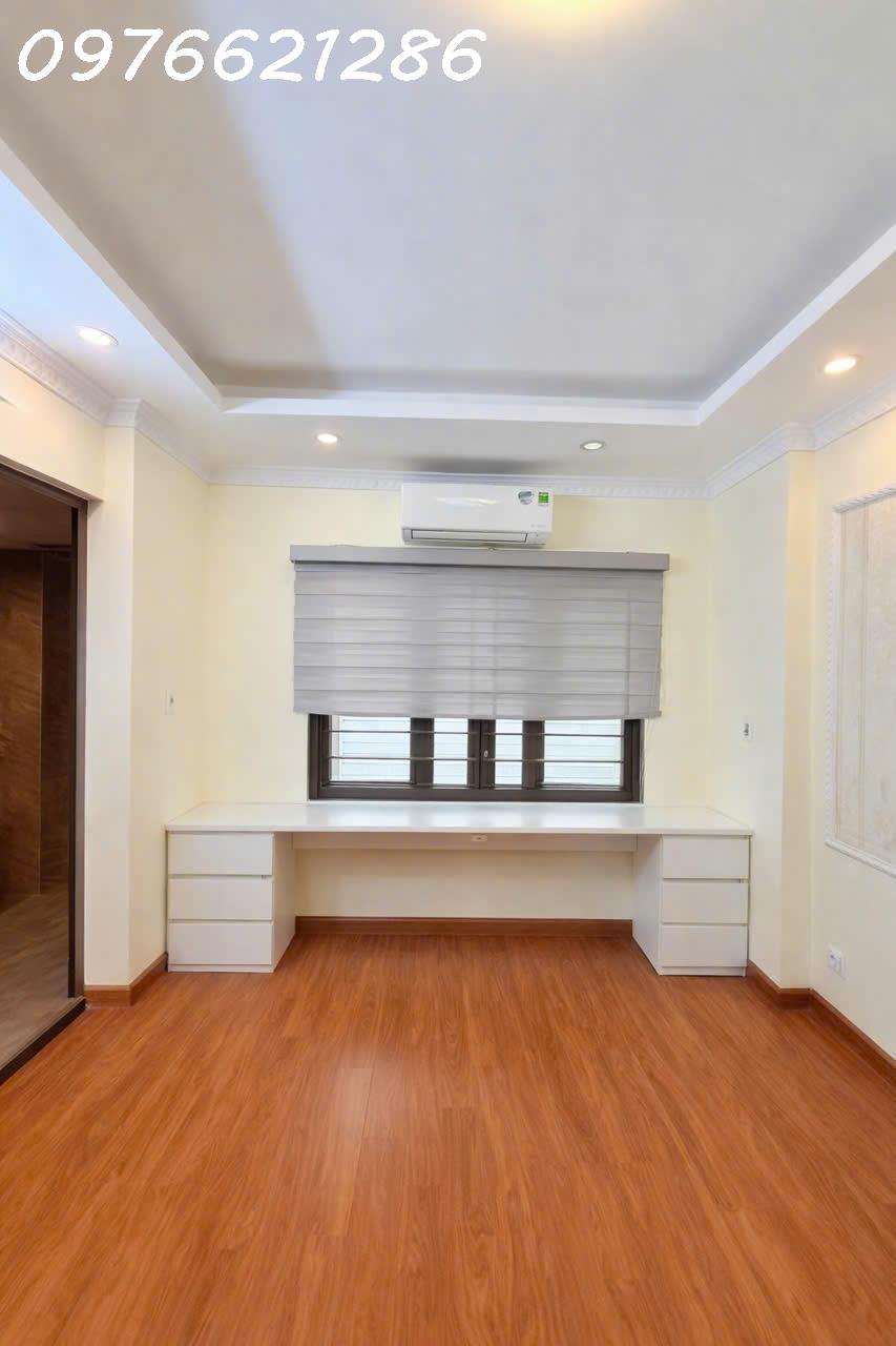 siêu rẻ-Bán nhà 5 Tầng - 5,6 tỳ - đày đủ công năng - ngay gần chợ Phúc Lọi - Long Biên 3