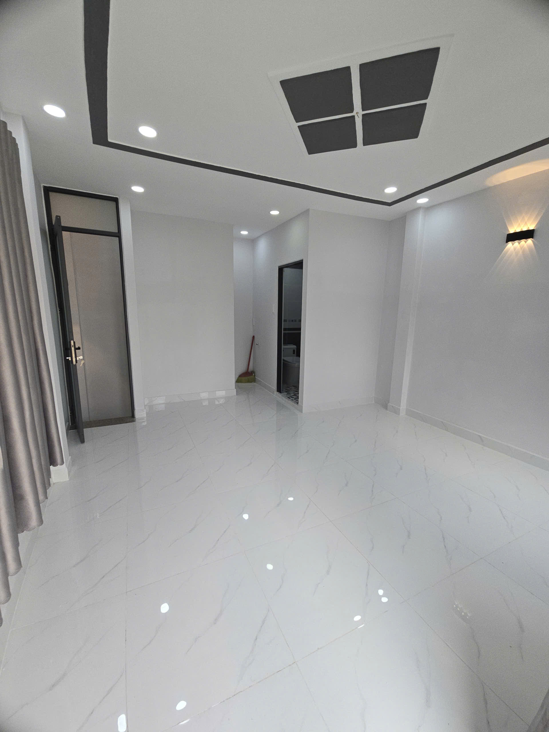 HẺM XE HƠI LŨY BÁN BÍCH GIÁP Q11-Q6 28M2 3 TẦNG SHR CHỈ 3.5 TỶ 7