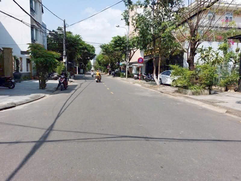 ĐẤT BIỂN SƠN TRÀ - GẦN BÃI TĂM PHẠM VĂN ĐỒNG - Đ.7m5 - 90M(5X18) 2