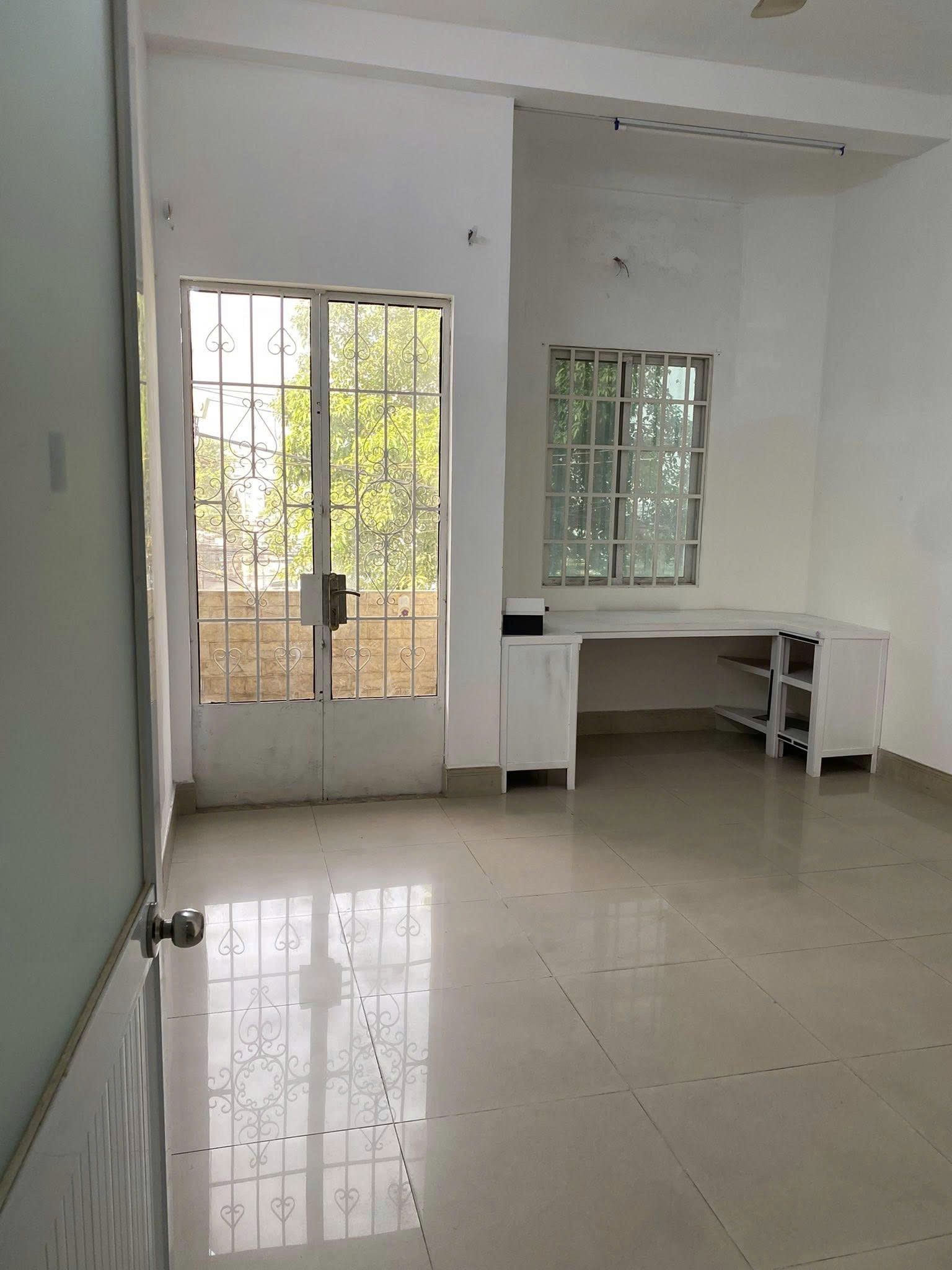 Cho thuê nhà 1T22L mặt tiền Lý Văn Sâm