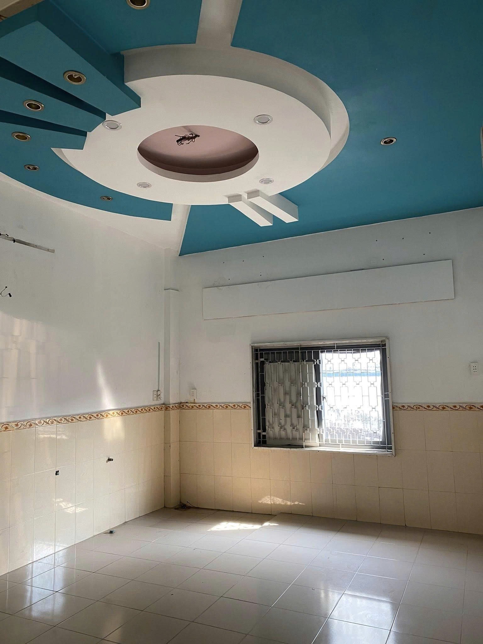 Cho thuê nhà 1T22L mặt tiền Lý Văn Sâm 2