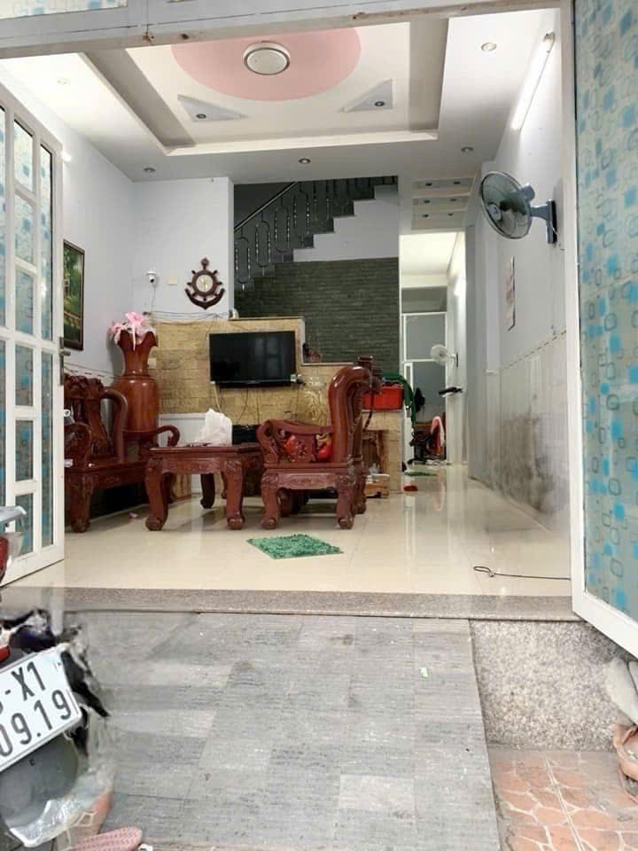 NHÀ RẺ VỊ TRÍ ĐẸP ĐÓN TẾT - 2 LẦU - Ô TÔ THÔNG - HOÀNG DIỆU 2 - LINH TRUNG 3