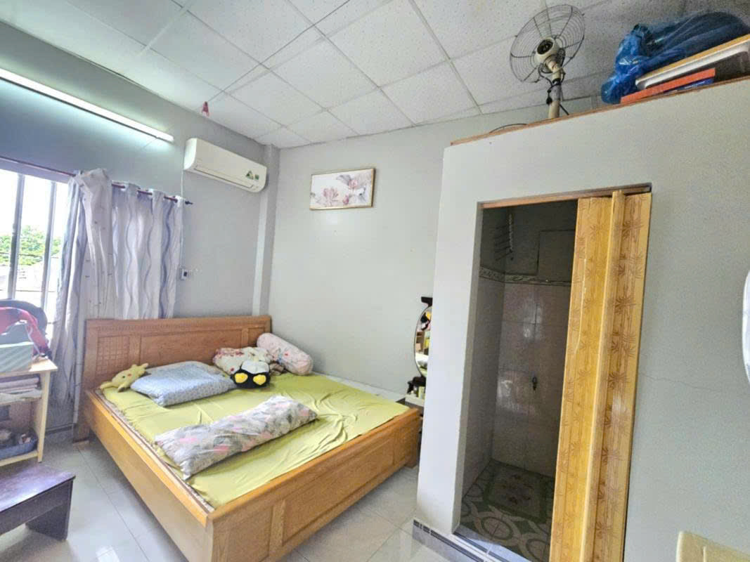 NHÀ RẺ VỊ TRÍ ĐẸP ĐÓN TẾT - 2 LẦU - Ô TÔ THÔNG - HOÀNG DIỆU 2 - LINH TRUNG 4