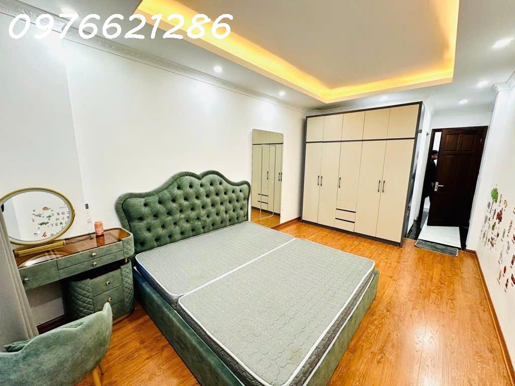 Bán nhà 2 mặt tiền -Ngô Gia Tự -40 m2- ngõ thông tứ tung-10,x tỷ 3