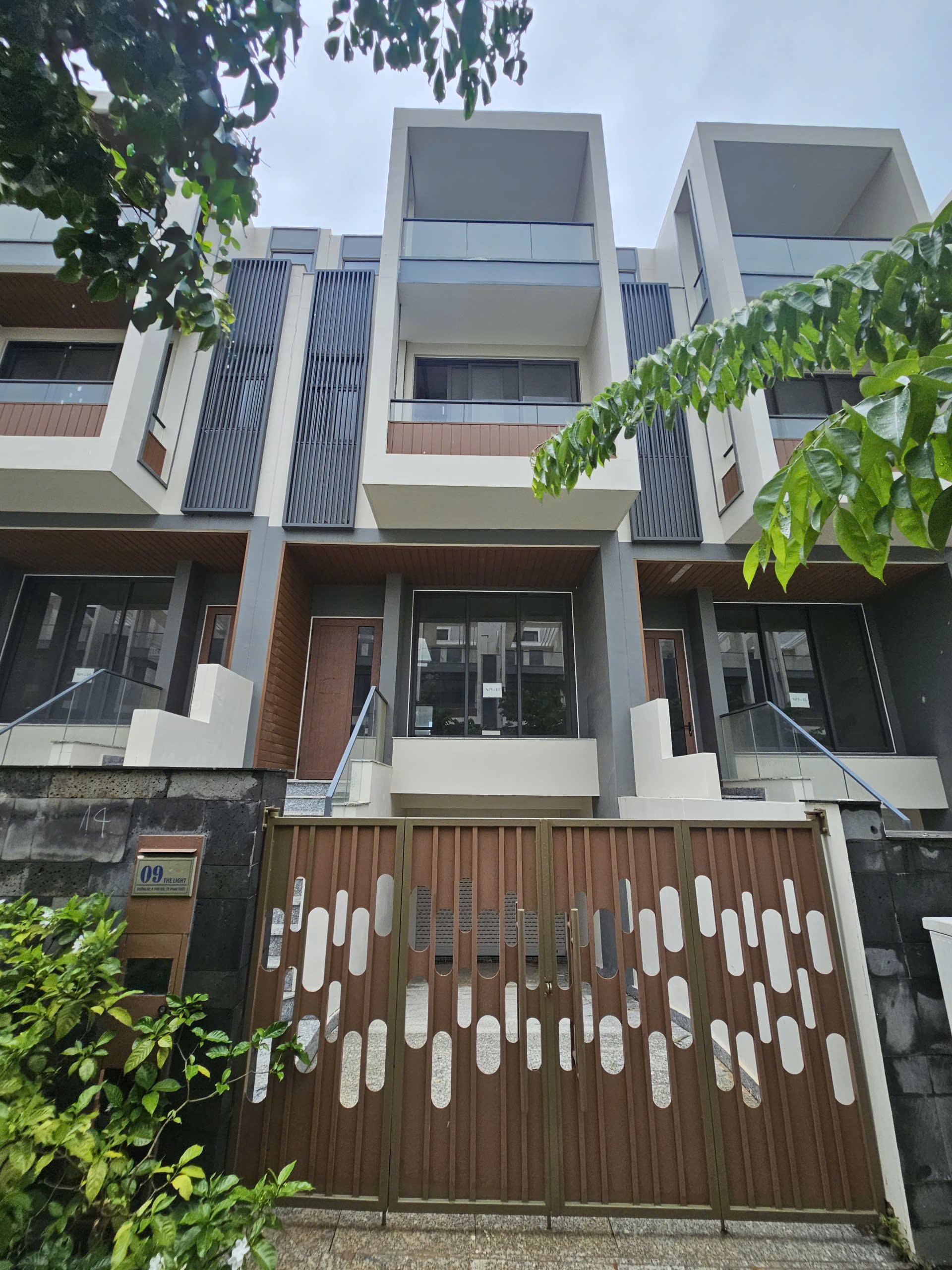 Nhà phố Mũi Né Summer Land - Giá ngộp 3.8 tỷ - 01 căn duy nhất