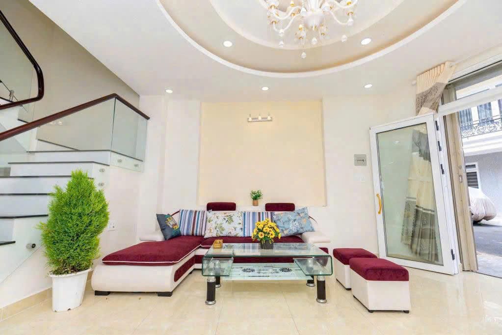 Cho thuê villa 6 phòng golden hills p4 đà lạt full nội thất 14 triệu