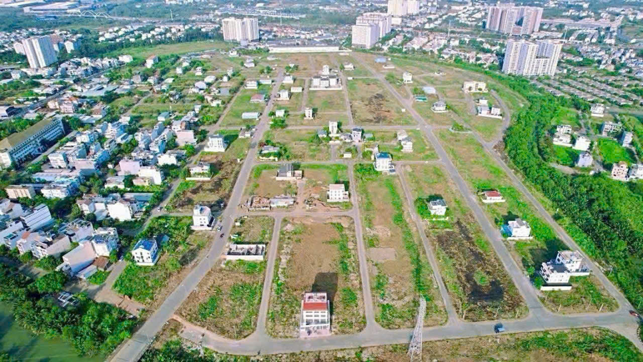 Cần bán Đất Phường Phước Long B, Quận 9, Diện tích 333m², Giá 95 Triệu/m²