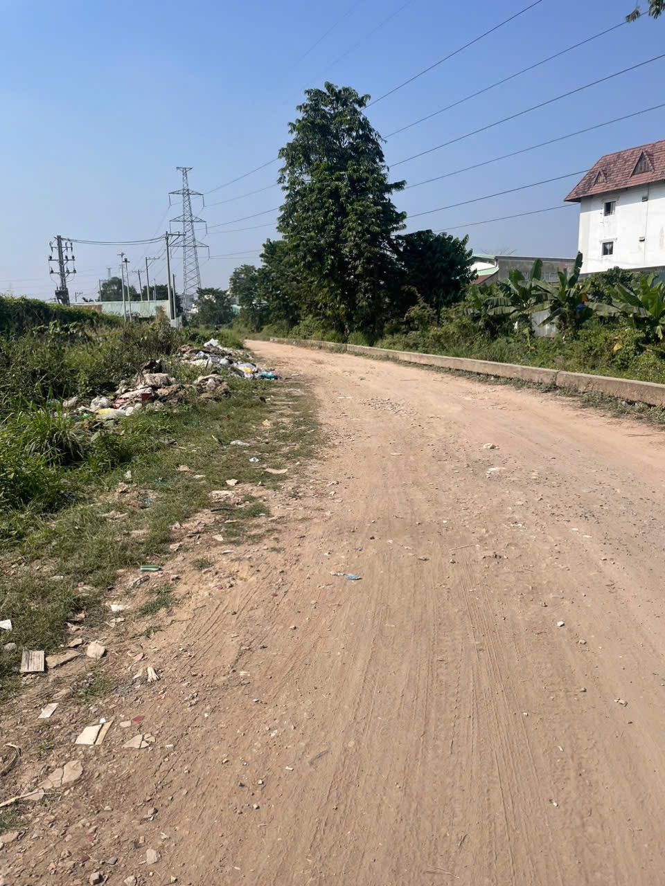 Cần bán lô đất MT Rạch Vườn Lài, vị trí đẹp, cách Vườn Lài nối dài chỉ 200m, cách QL1A 800m 2