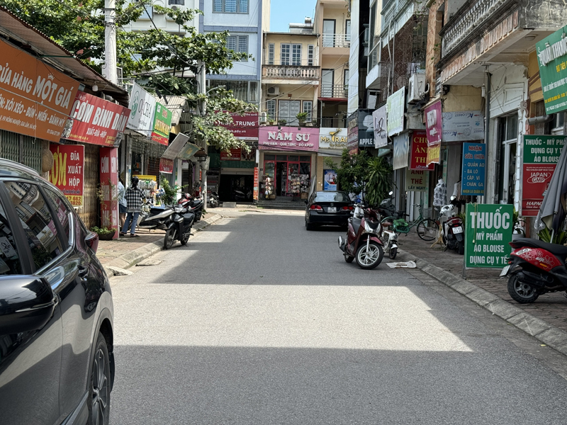 Cần bán 124,8m2 nhà 3 tầng mặt ngõ 86 ( Đường Y ), Gia Lâm. Đường nối thẳng vào trường ĐHNN siêu đô