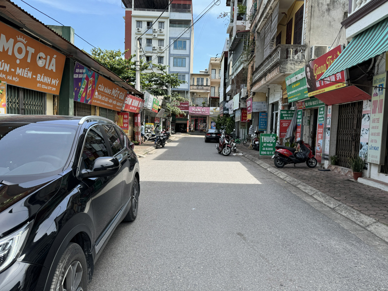 Cần bán 124,8m2 nhà 3 tầng mặt ngõ 86 ( Đường Y ), Gia Lâm. Đường nối thẳng vào trường ĐHNN siêu đô 2