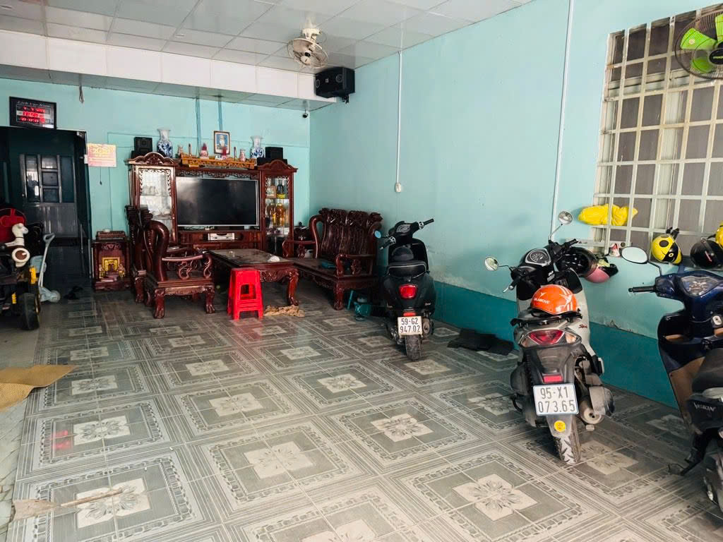 NHÀ MTKD 2 TẦNG 140M  ĐƯỜNG 2 - LÊ VĂN VIỆT QUẬN 9 -9.7 TỶ 4