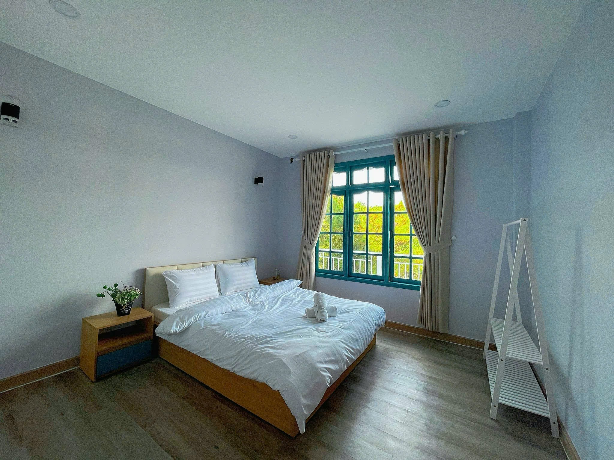 Cho thuê homestay 1500m2 đường Hùng Vương- phường 11 Đà Lạt giá 45 triệu 2