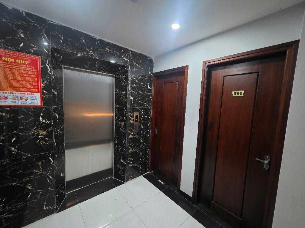 Chính chủ bán gấp nhà ĐH Tự Nhiên- Nguyễn Trãi 95 m2 sổ đỏ giá chỉ 30 triệu/m2 2