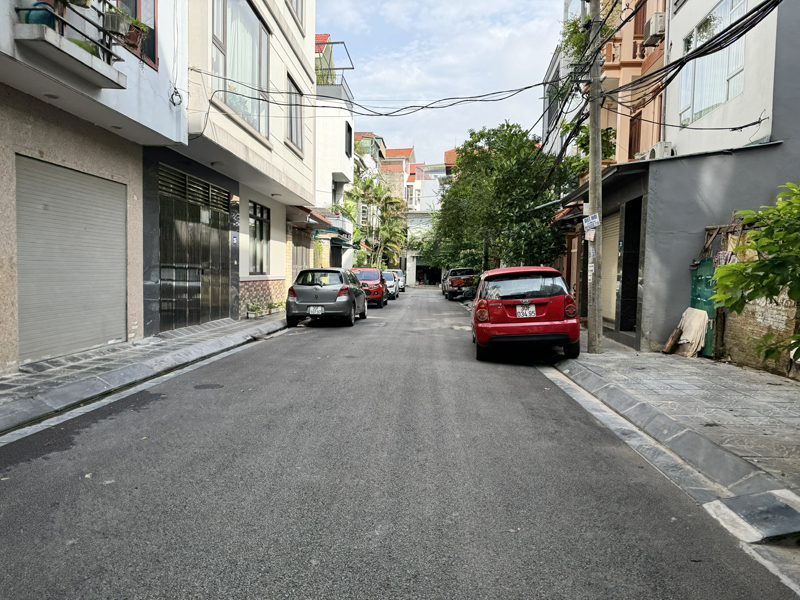 Cần bán 75m2 nhà 6 tầng, xây mới, thang máy, đường ô tô tránh vỉa hè tại hồ Đắp Nếp, Long Biên 3