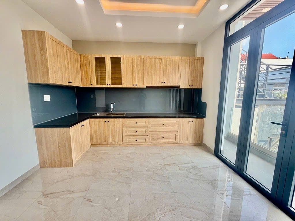 CHỦ CẦN BÁN GẤP , TL GIẢM SÂU CHO KHÁCH THIỆN CHÍ 3