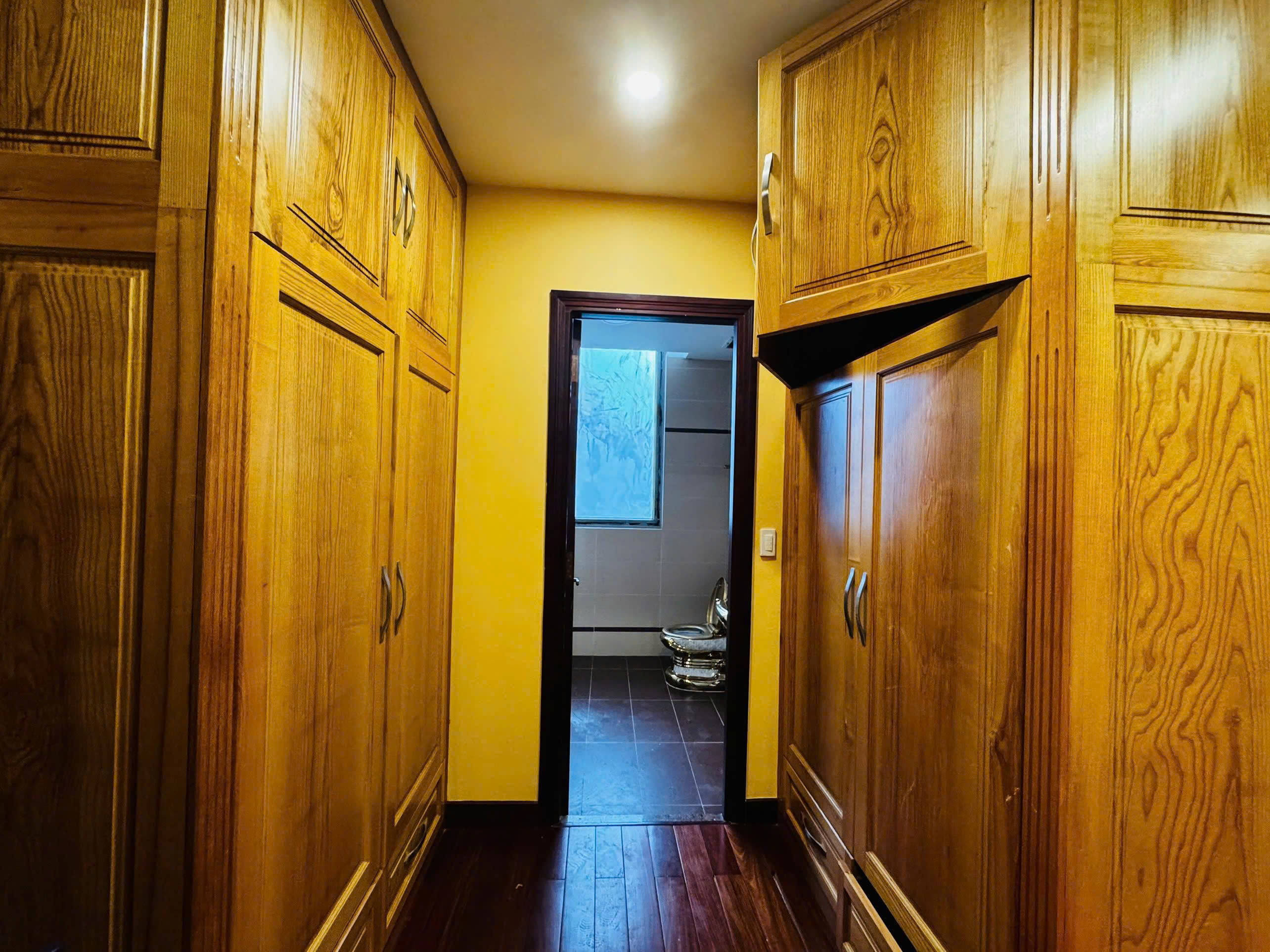 Cho thuê Biệt thự Quận 9, Hồ Chí Minh, Diện tích 494m², Giá Thương lượng 10