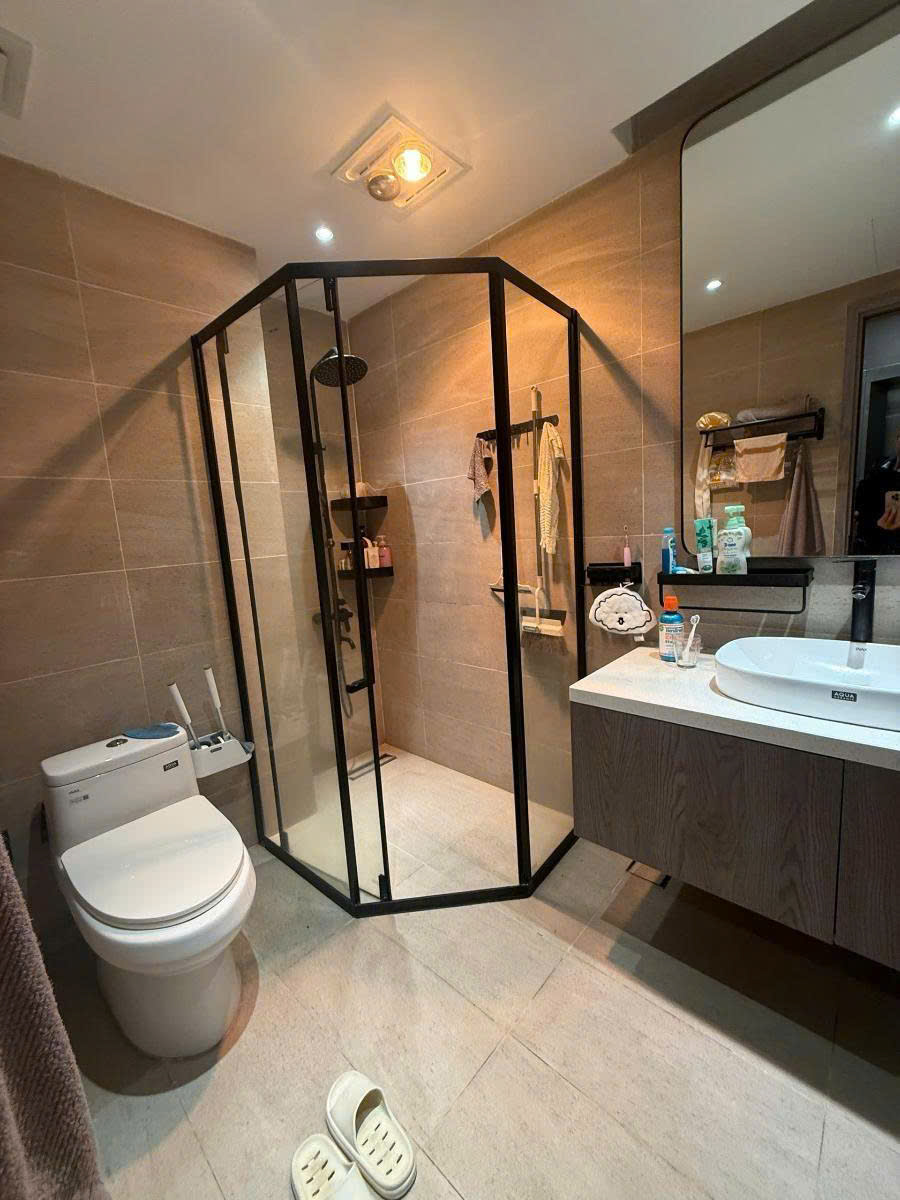 Nguyễn Trường Tộ Cách Phố 5M Lô Góc Thoáng MT 5M 4 Tầng 13.9 Tỷ 5