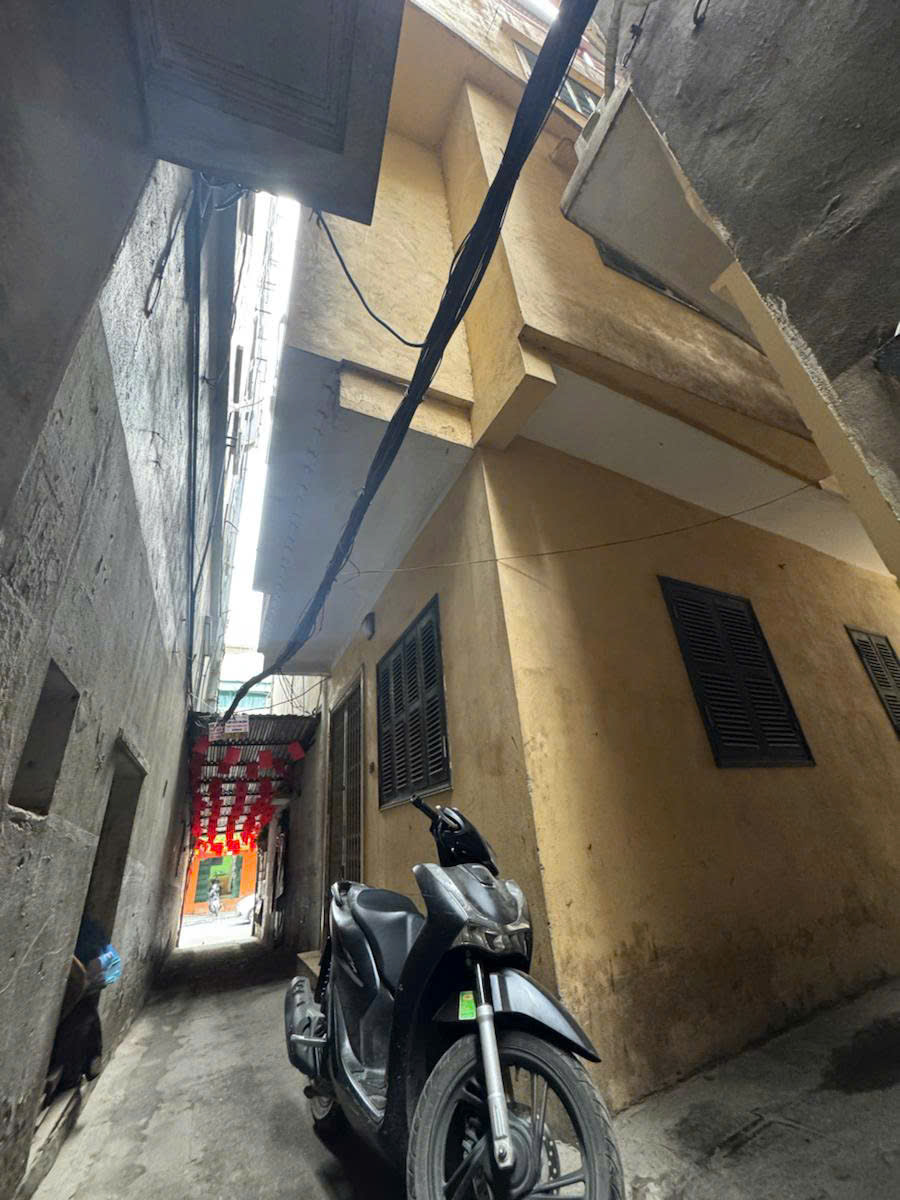 Nguyễn Trường Tộ Cách Phố 5M Lô Góc Thoáng MT 5M 4 Tầng 13.9 Tỷ 6