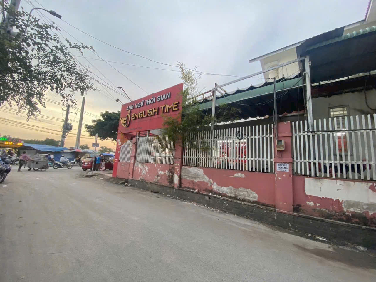 Cần bán Nhà mặt tiền Phường Trường Thạnh, Quận 9, Diện tích 215m², Giá 33 Tỷ