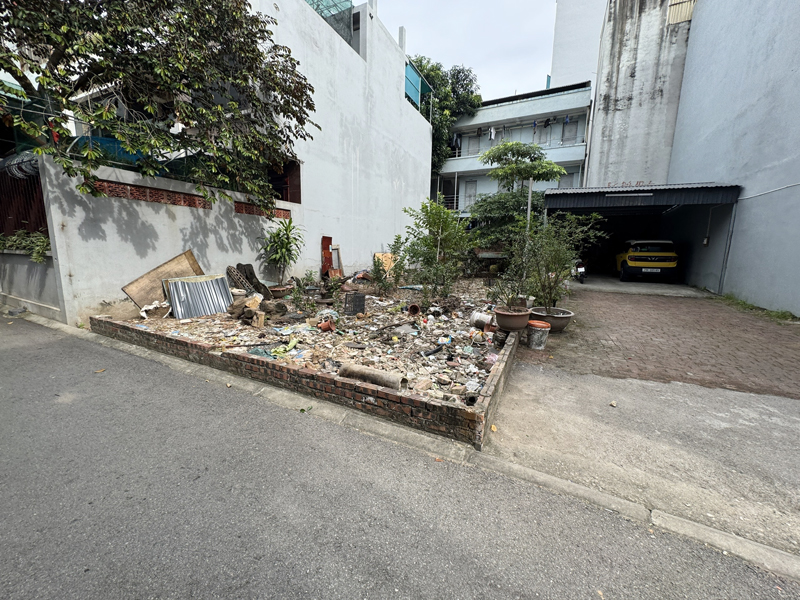 Cần bán 43,8m2 lô góc đất ngõ 213 Ngô Xuân Quảng, Gia Lâm. Đường thông xe 7 chỗ 4