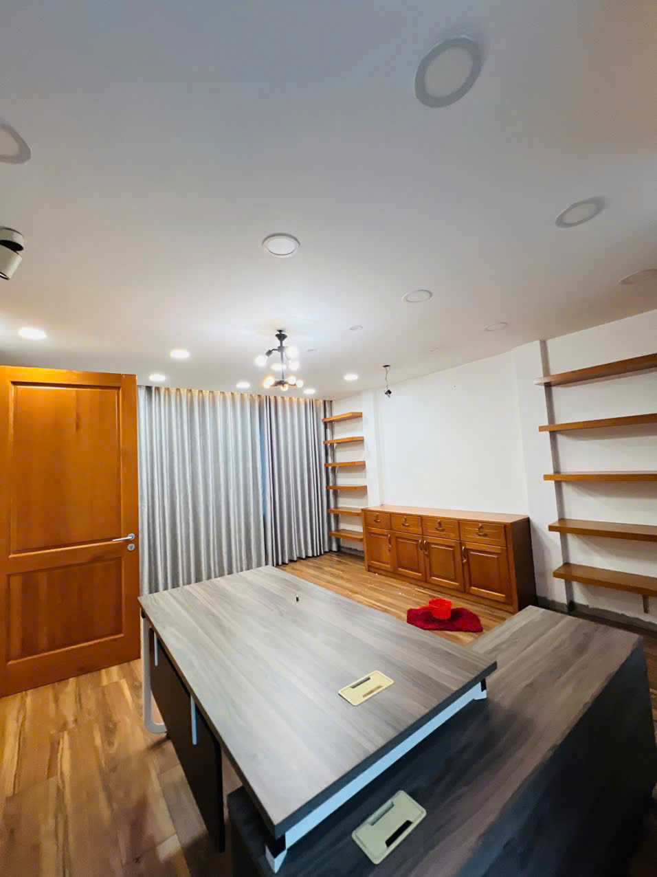 Cho thuê Biệt thự Phường Phú Hữu, Quận 9, Diện tích 300m², Giá 25 Triệu/tháng 3