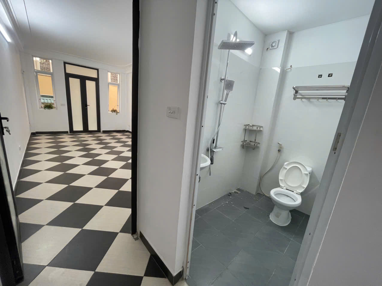 Cho thuê Nhà Riêng Lãng Yên - Quận Hai Bà Trưng 35m x 5T NHÀ SẠCH ĐẸP giá 15 triệu 3