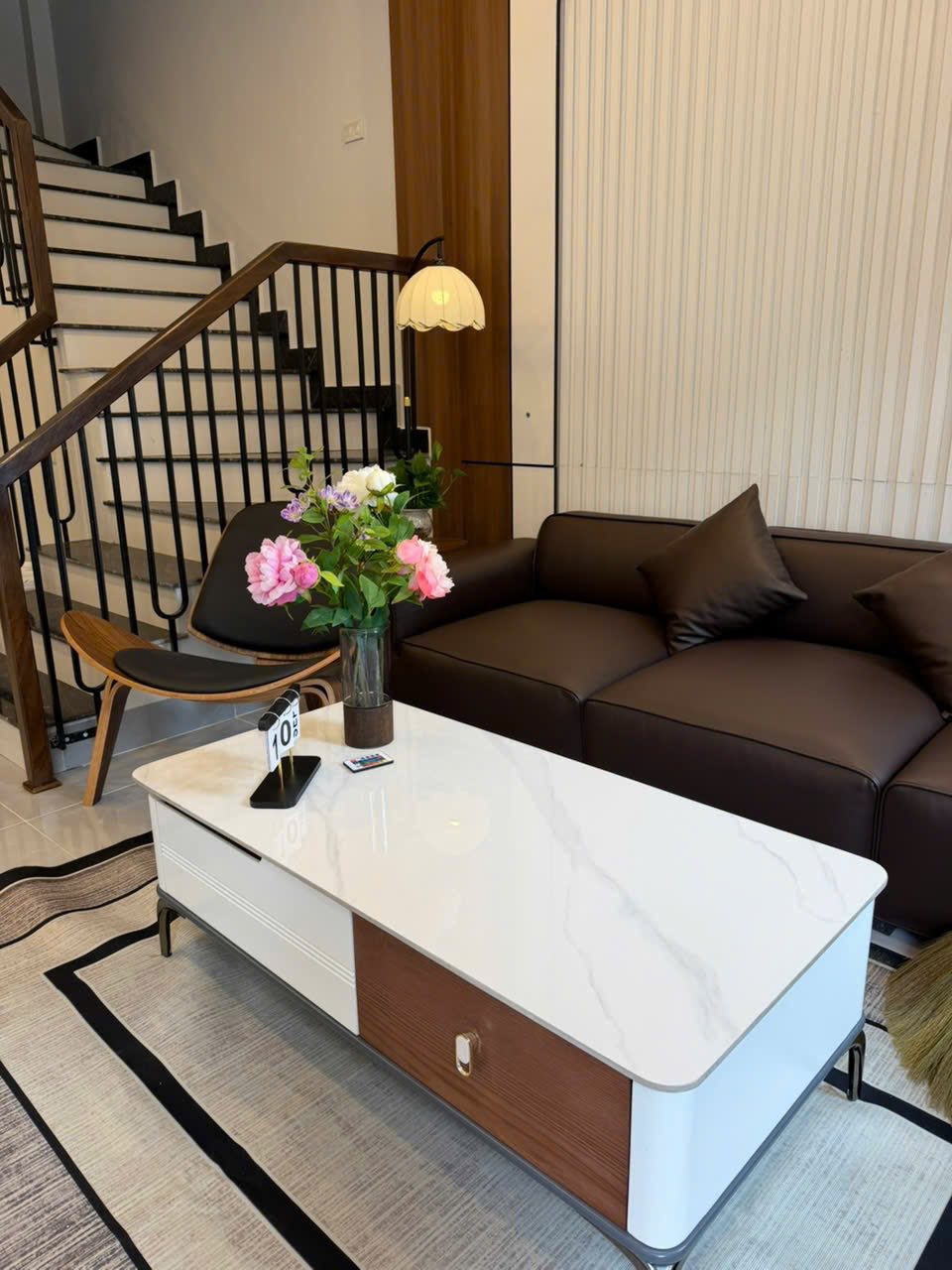 Bán căn nhà 3 tầng ngõ phố Bình Lộc, ph Tân Bình, TP HD, 42m2, 3 ngủ, nhà đẹp, ngõ oto vào