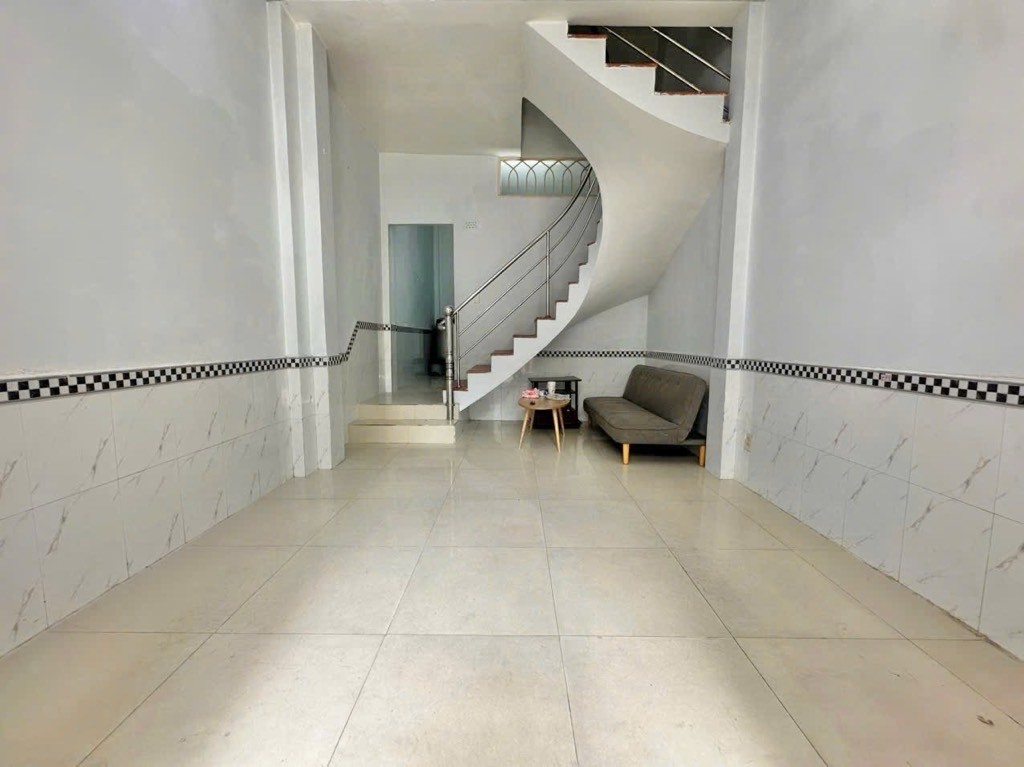 ‼5.5 tỷ có nhà Phú Nhuận 35m2 - Hẻm thông cạnh Phan Đăng Lưu, Thích Quảng Đức