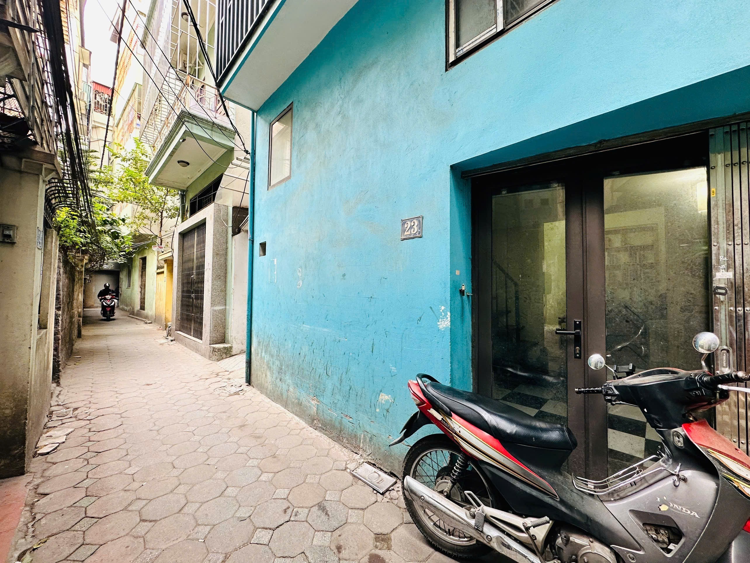 AN CƯ LÝ TƯỞNG! Lô góc Nguyễn Trãi, 3 thoáng, 23m², về xây mới.