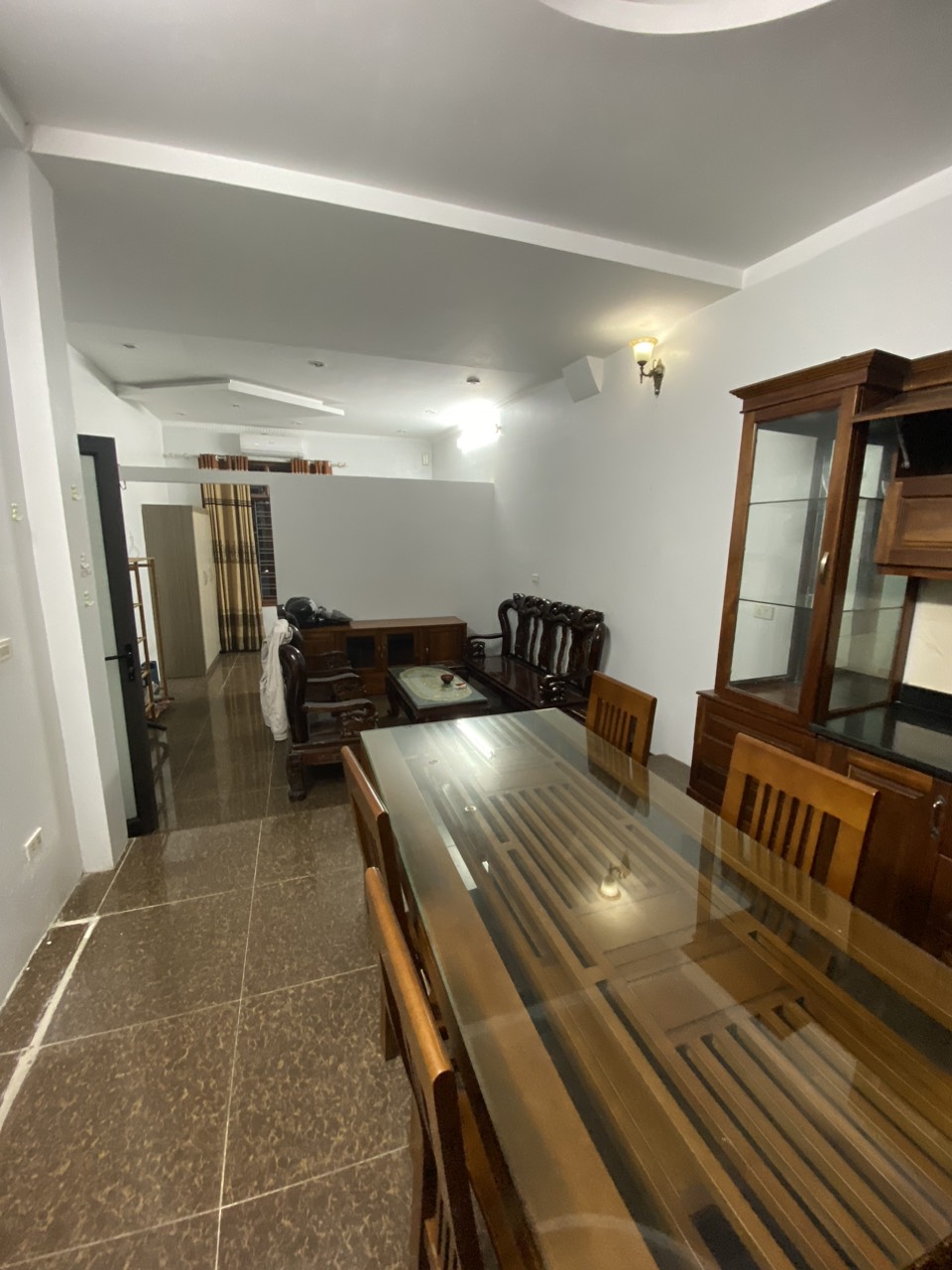 Cho thuê Căn hộ Apartment Tầng 1 tại Số 98 ngõ 116 Phan Kế Bính, Cống Vị, Ba Đình. Chỉ 5tr